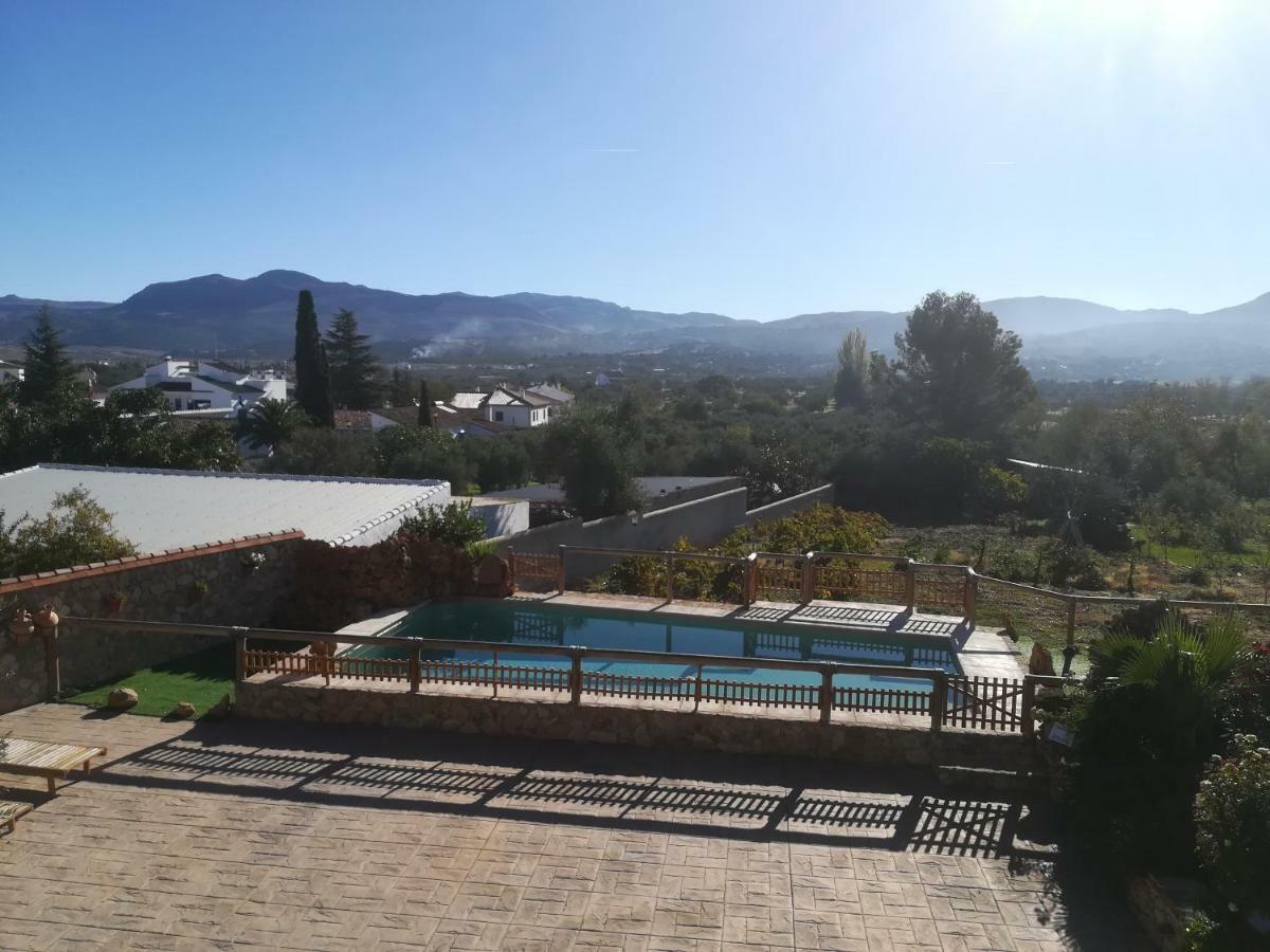 Alojamiento Rural La Pila Ronda Exterior photo
